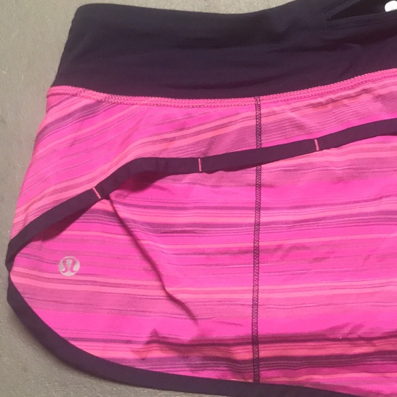 Lululemon Women's Speed Short in Pow Pink Elevation Stripe Size 8 - Picture 3 of 6